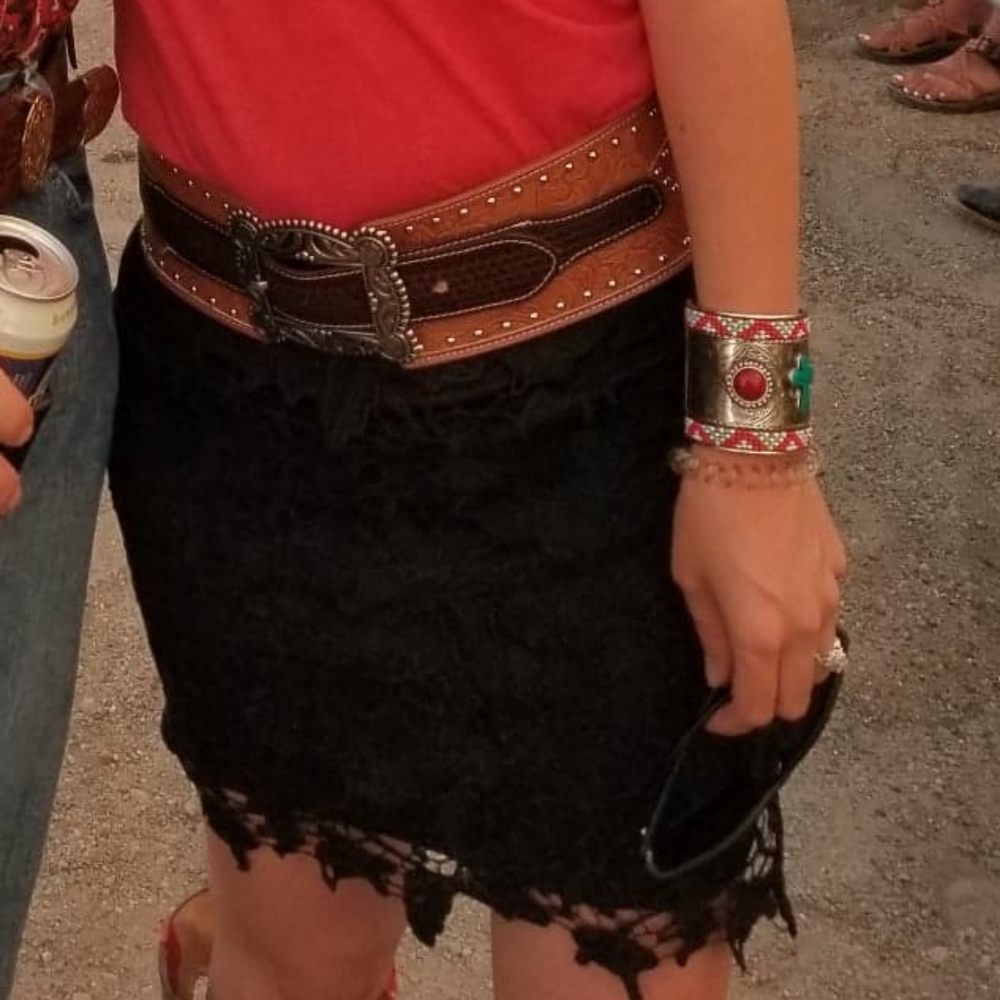 Lace skirt